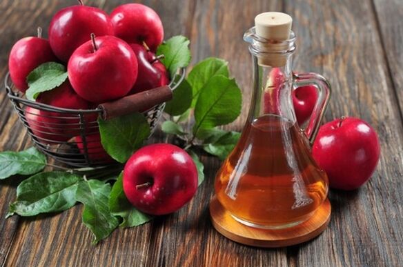 Apple cider vinegar relieves leg swelling and pain caused by varicose veins